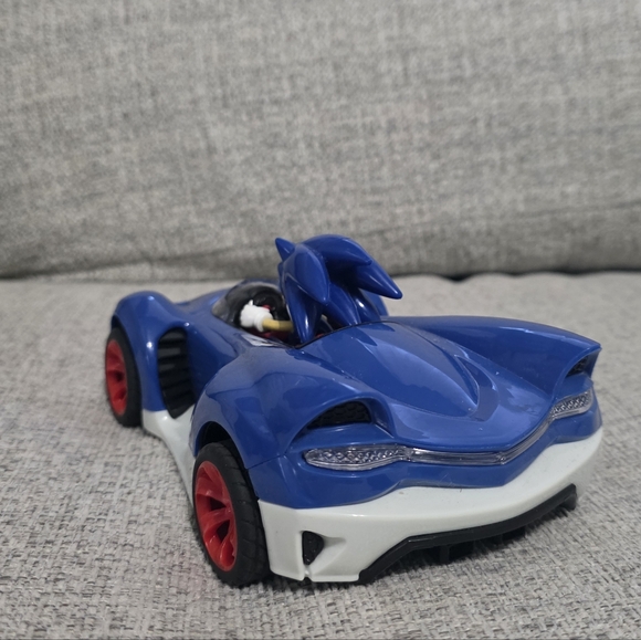 Sonic The Headgehog Blue Racing Car Toy - Picture 5 of 11